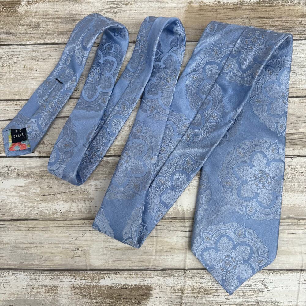 Ted Baker Neck Tie Light Blue Floral Paisley 100% Imported Silk 58” x 3.5” - Picture 3 of 7